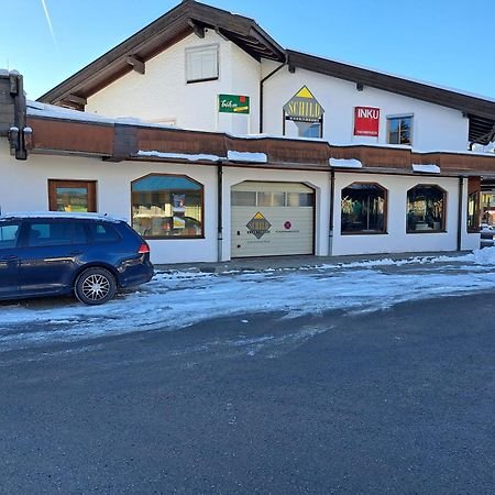 Gesa'S & Tom'S Stadtappartement Saalfelden ภายนอก รูปภาพ
